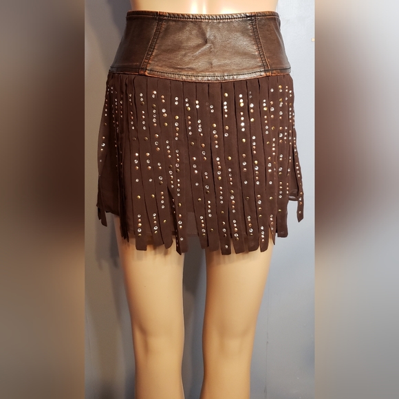 Skirt by Elisa B. 10 - Picture 2 of 3